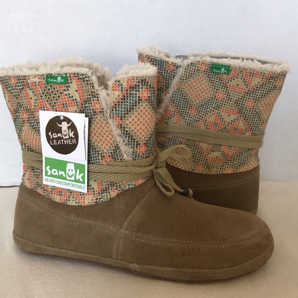 SANUK SUN DOWN CHILL Super light Suede Sidewalk Surfers Boots 7 NEW !